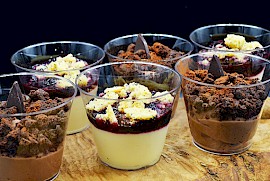 Kerstdesserts in bekertjes (per 6 stuks)